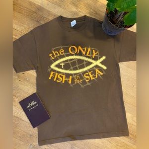 Vintage Jesus Tee “The Only Fish in the Sea” L